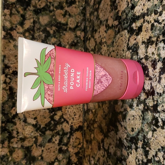 Bath & Body Works Other - BBW Strawberry Pound Cake foaming sugar body scrub